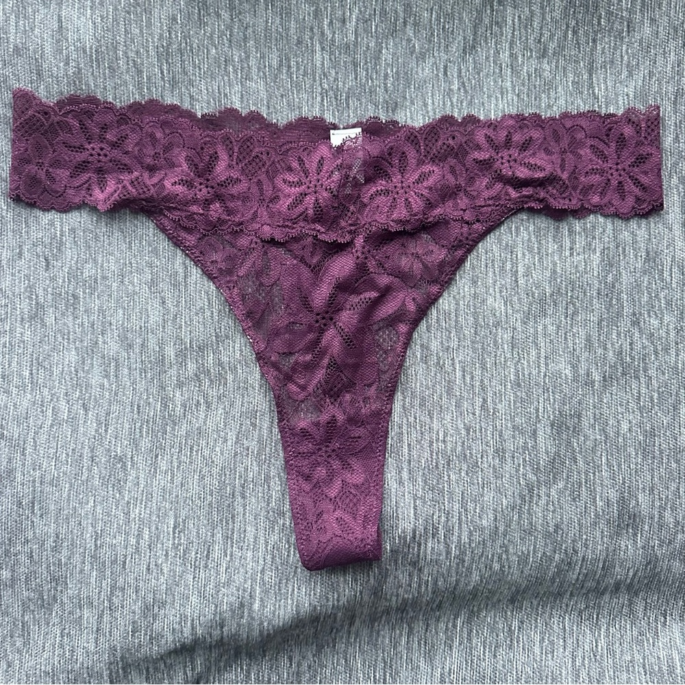 NEW Parade Lace Thong